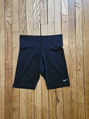 Nike Black High-Waist Bike Shorts